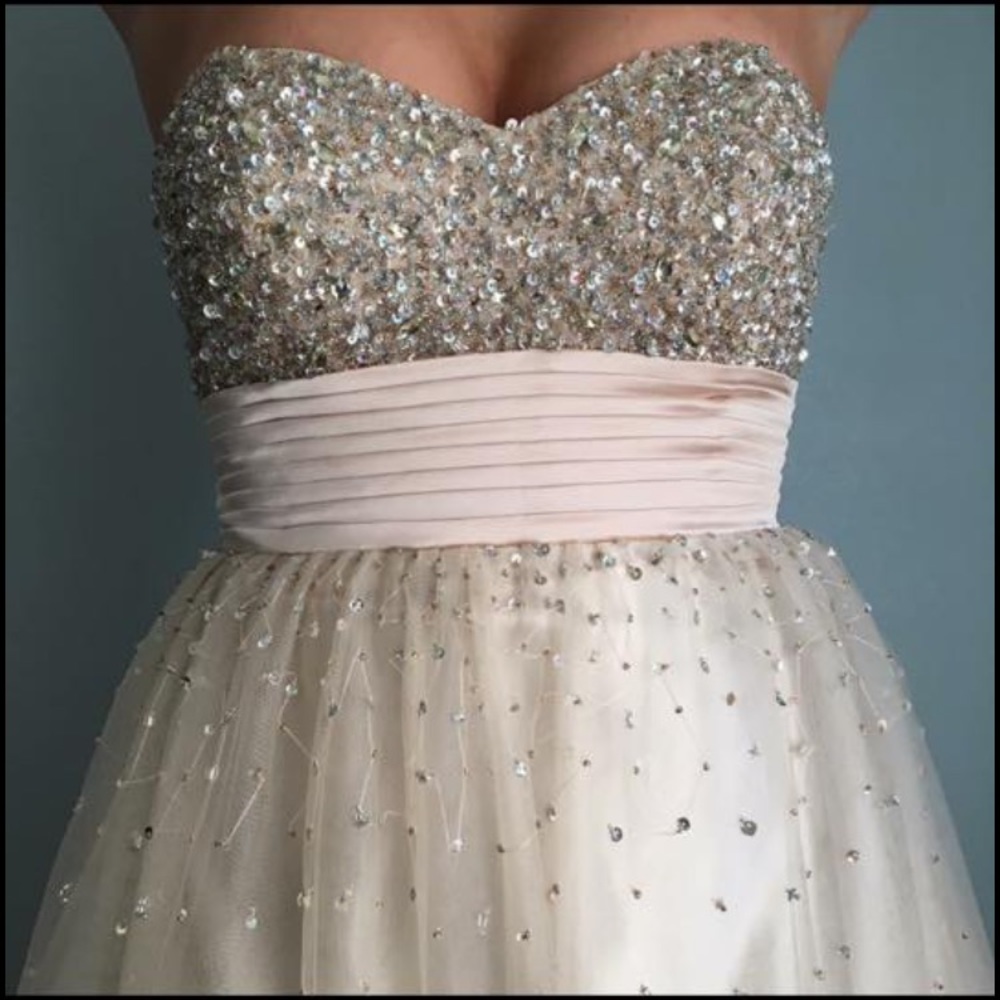 Champagne Prom/Wedding dress